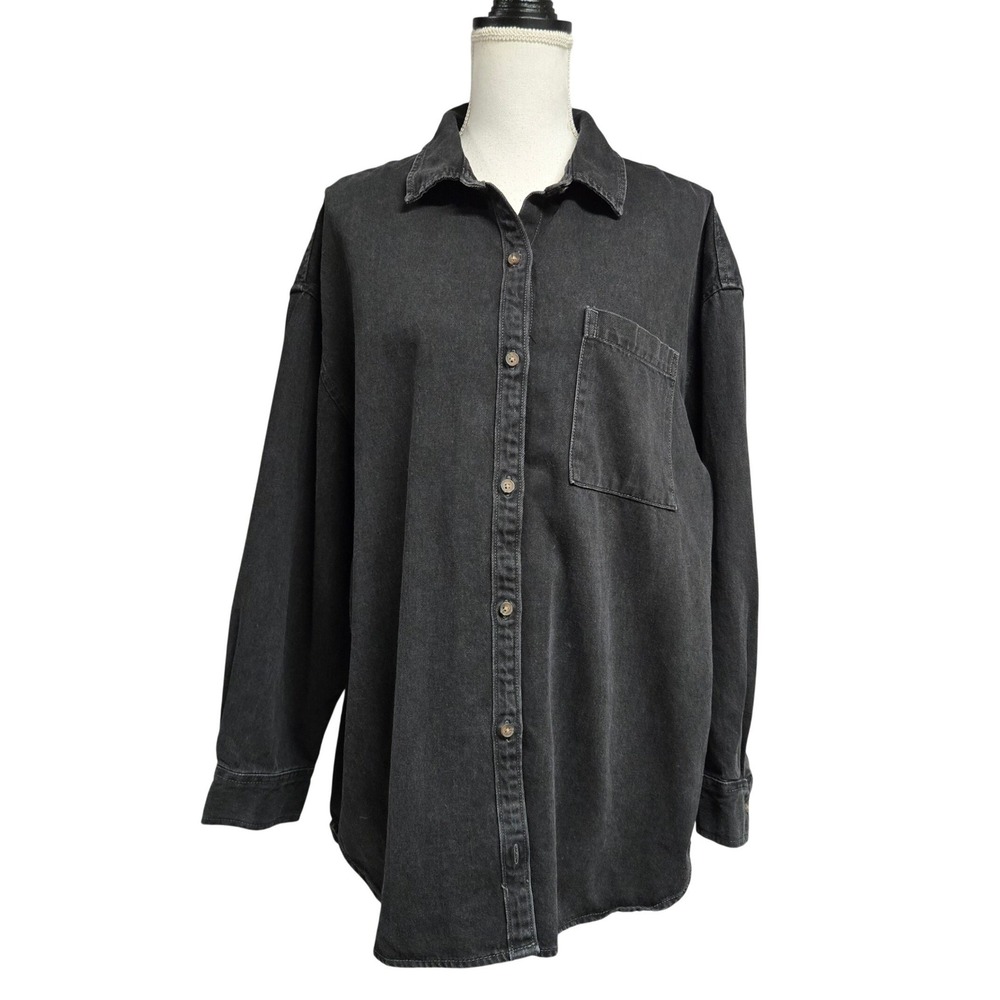 Old Navy Oversized Boyfriend Button Down Denim Shirt Black Wash Women's Size L